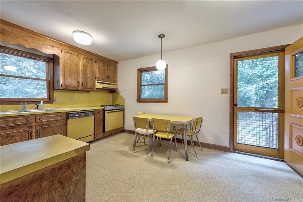 425 Trafalgar Place Matthews NC 28105