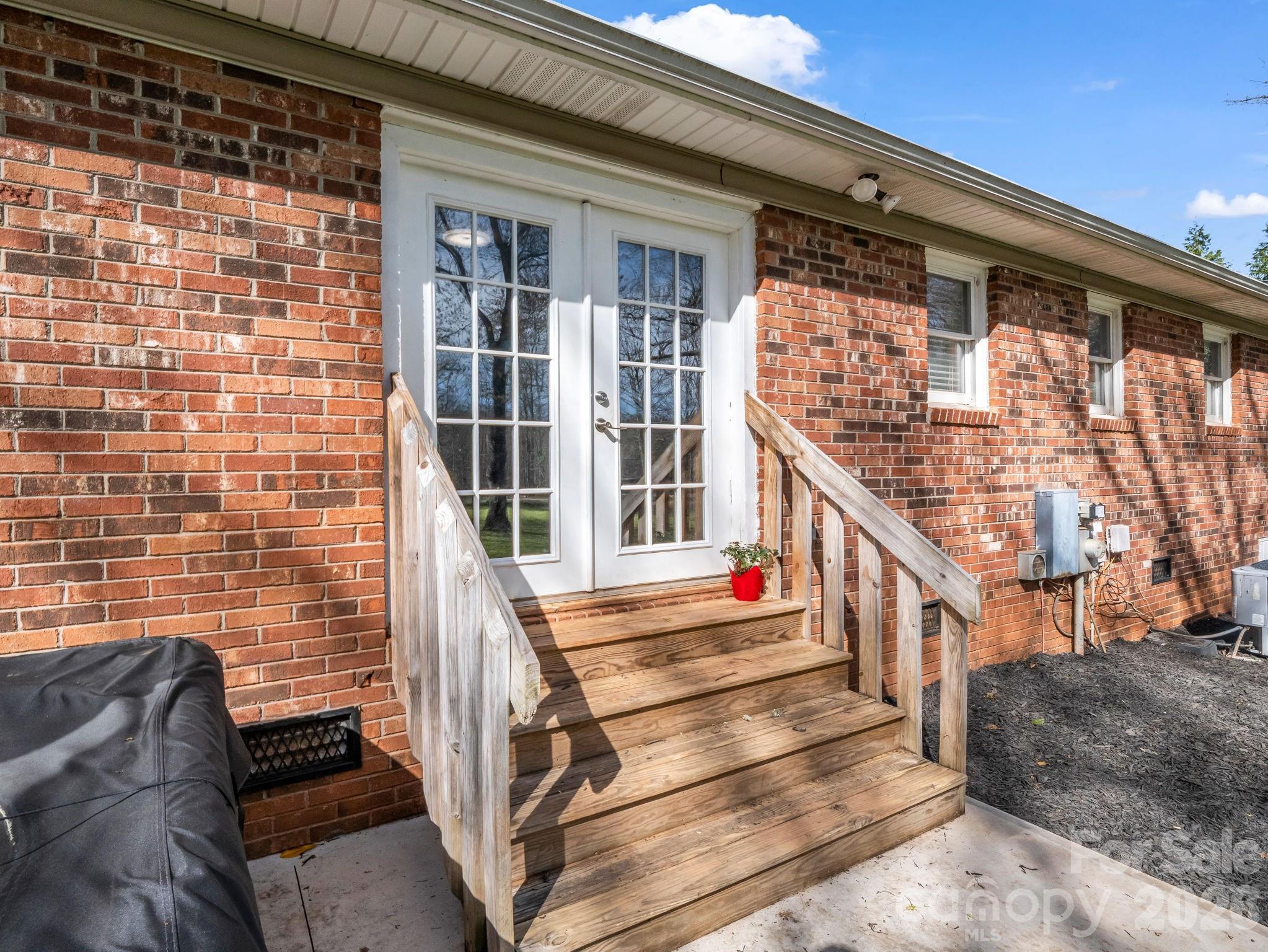 242 Cedar Lane Rutherfordton NC 28139