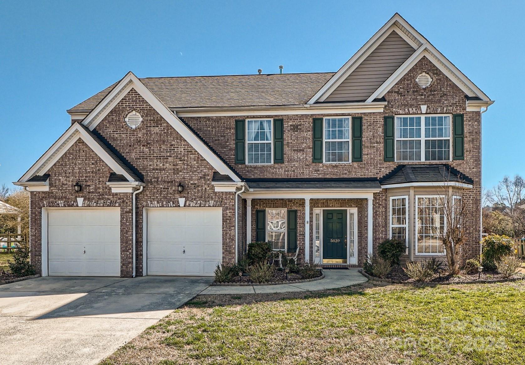 5839 Crimson Oak Court Harrisburg NC 28075