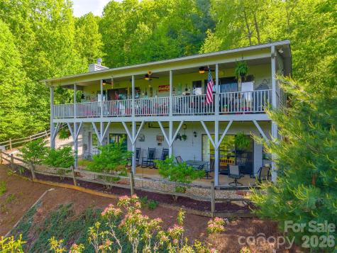 531 Reserve Road Franklin NC 28734