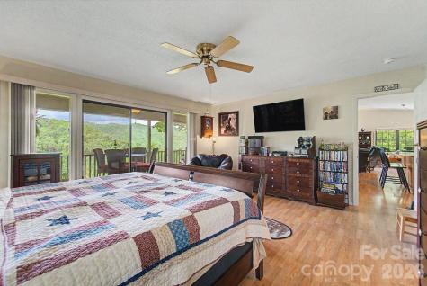 531 Reserve Road Franklin NC 28734