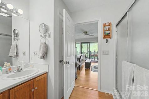 531 Reserve Road Franklin NC 28734