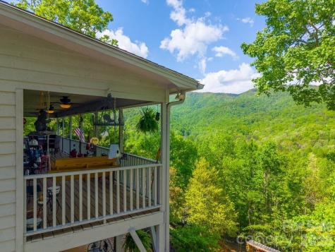 531 Reserve Road Franklin NC 28734
