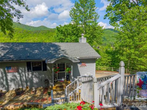 531 Reserve Road Franklin NC 28734