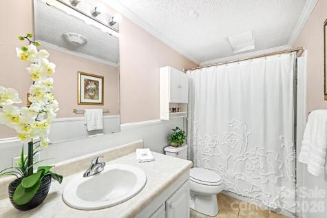 10112 Idlewild Road Matthews NC 28105