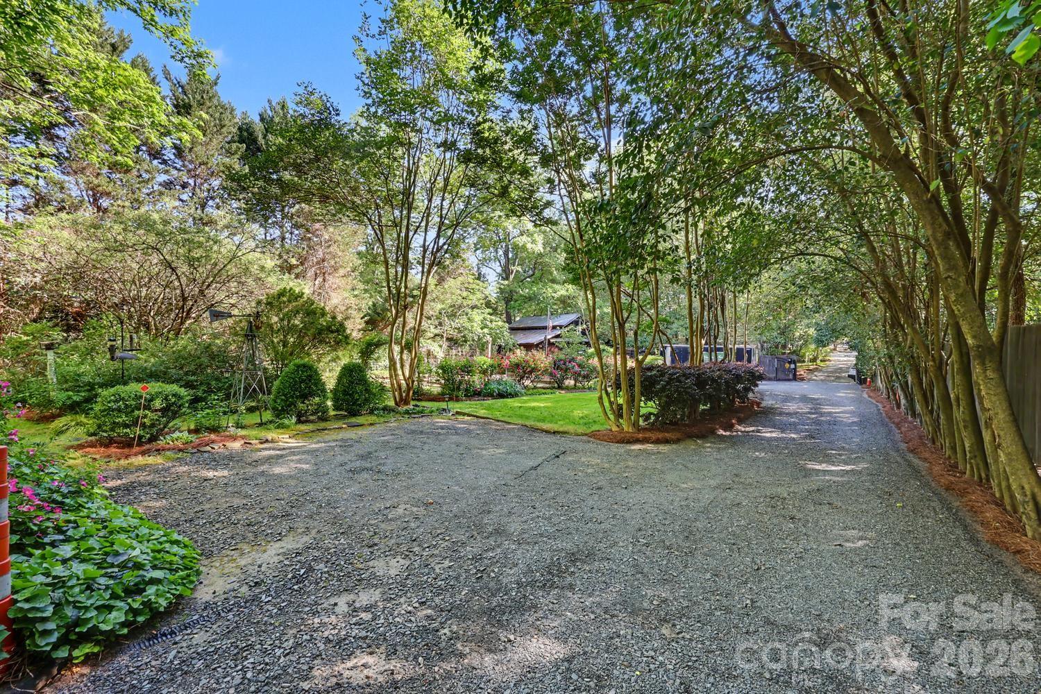 10112 Idlewild Road Matthews NC 28105