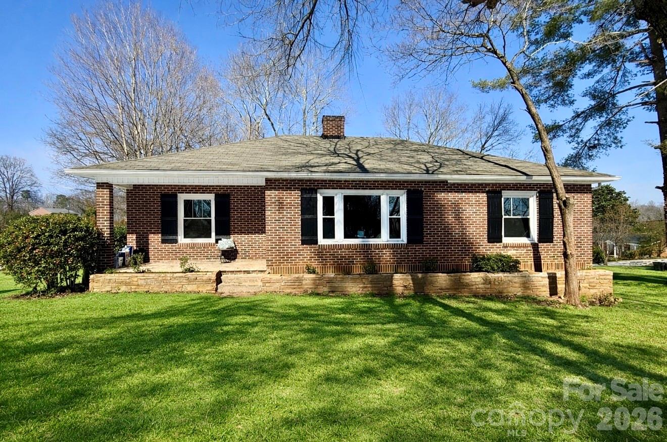 531 21st Avenue NE Hickory NC 28601