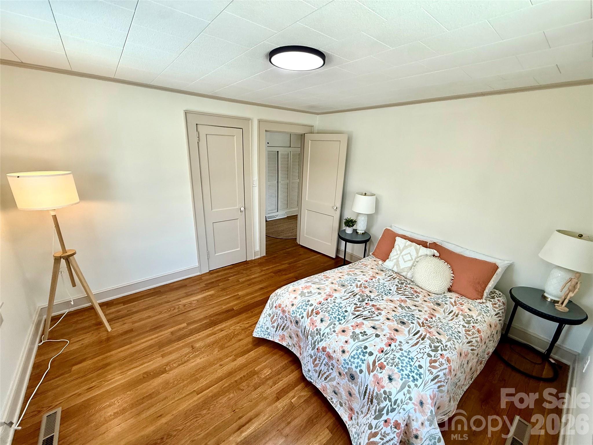 531 21st Avenue NE Hickory NC 28601