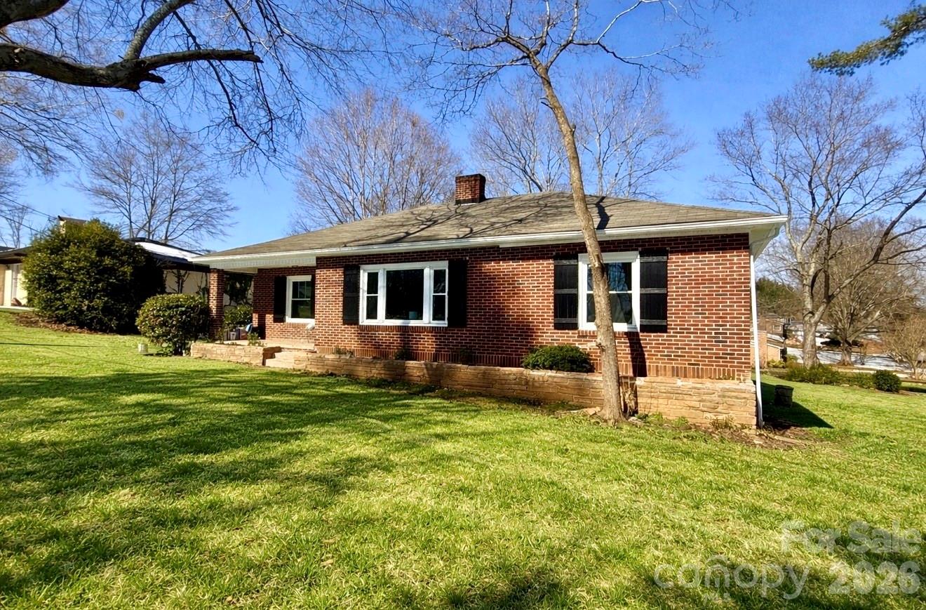 531 21st Avenue NE Hickory NC 28601