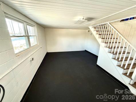 531 21st Avenue NE Hickory NC 28601