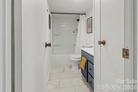 41 W Skyland Circle Woodfin NC 28804