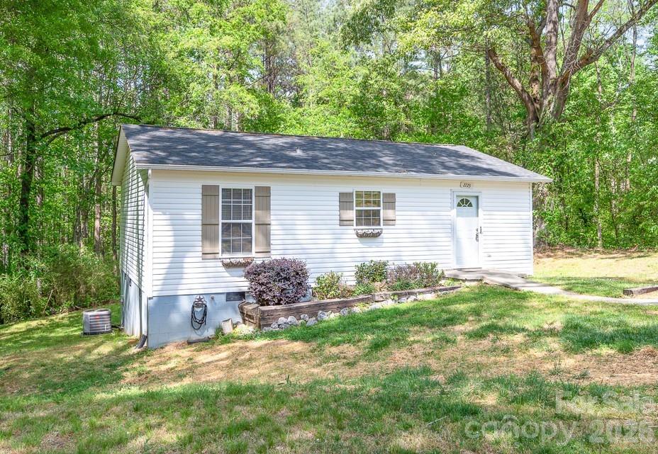 2723 Us 70 Highway Connelly Springs NC 28612