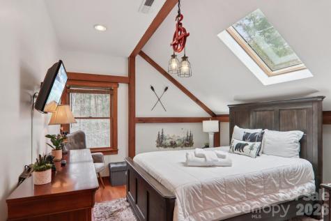 28 Nantahala Ridge Bryson City NC 28713