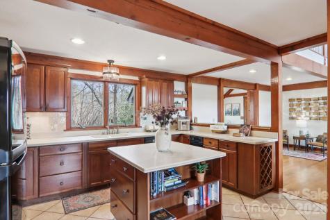 28 Nantahala Ridge Bryson City NC 28713