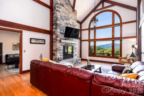 28 Nantahala Ridge Bryson City NC 28713