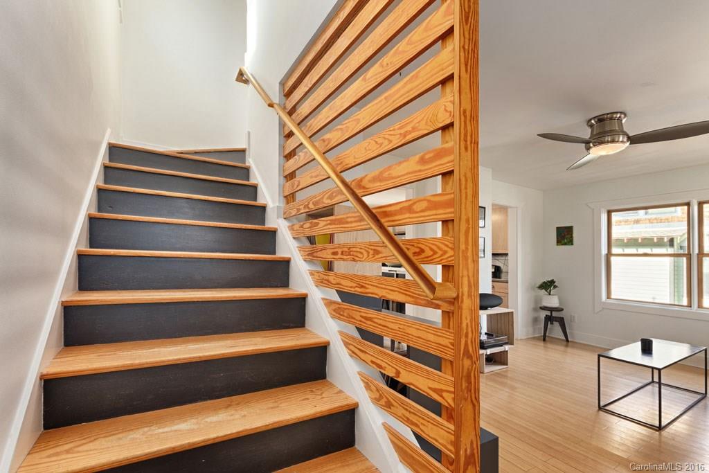 11 Reynolds Road Asheville NC 28806