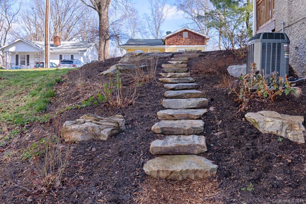 11 Reynolds Road Asheville NC 28806