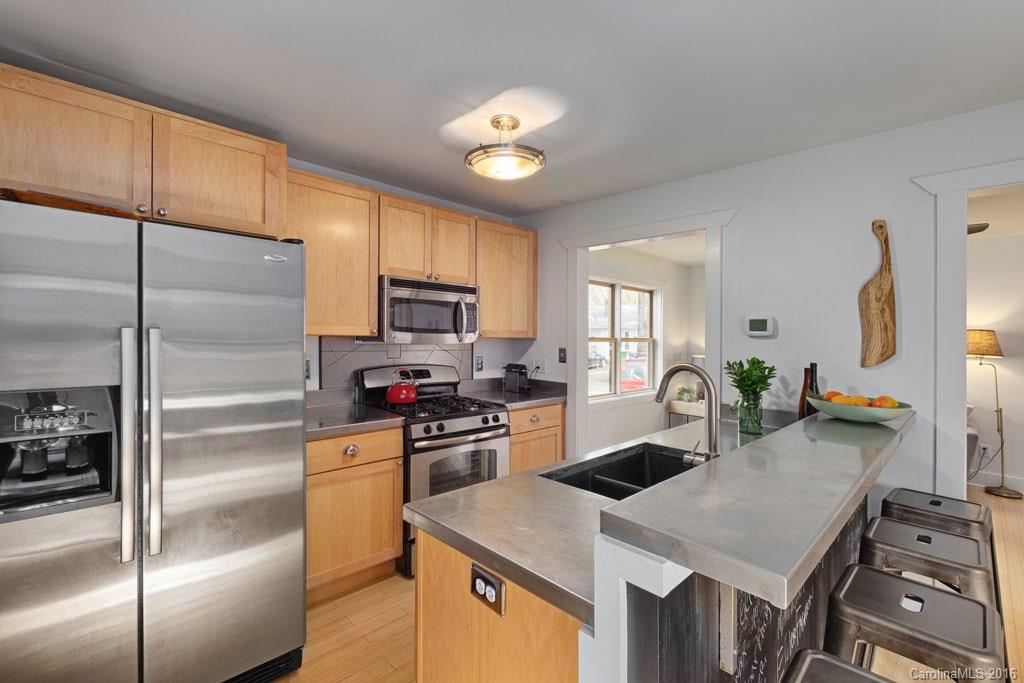 11 Reynolds Road Asheville NC 28806