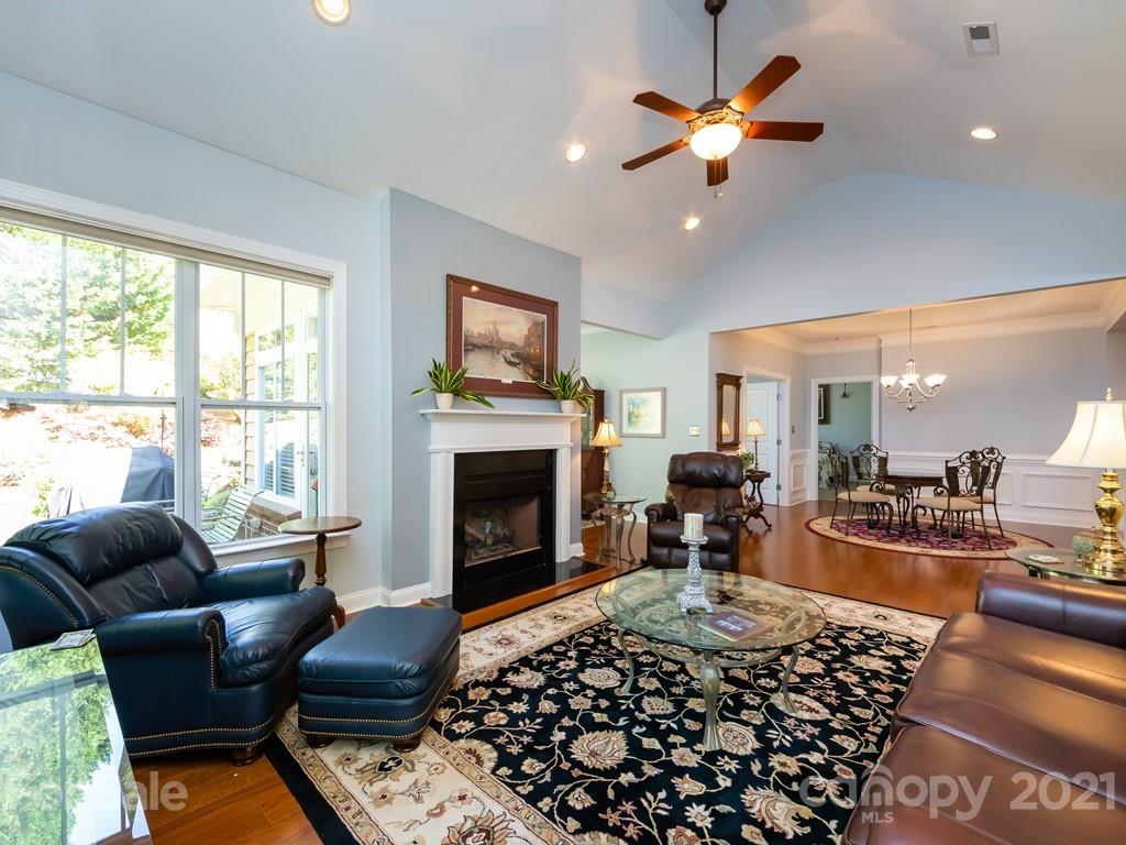 10710 Vicino Court Matthews NC 28105