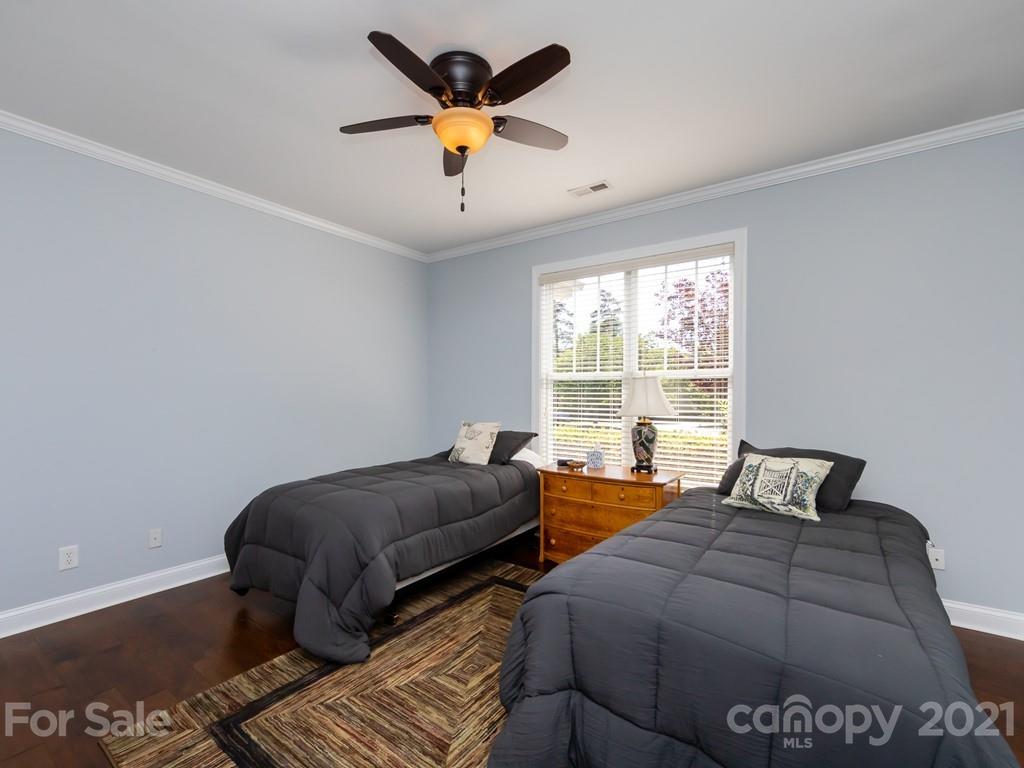 10710 Vicino Court Matthews NC 28105