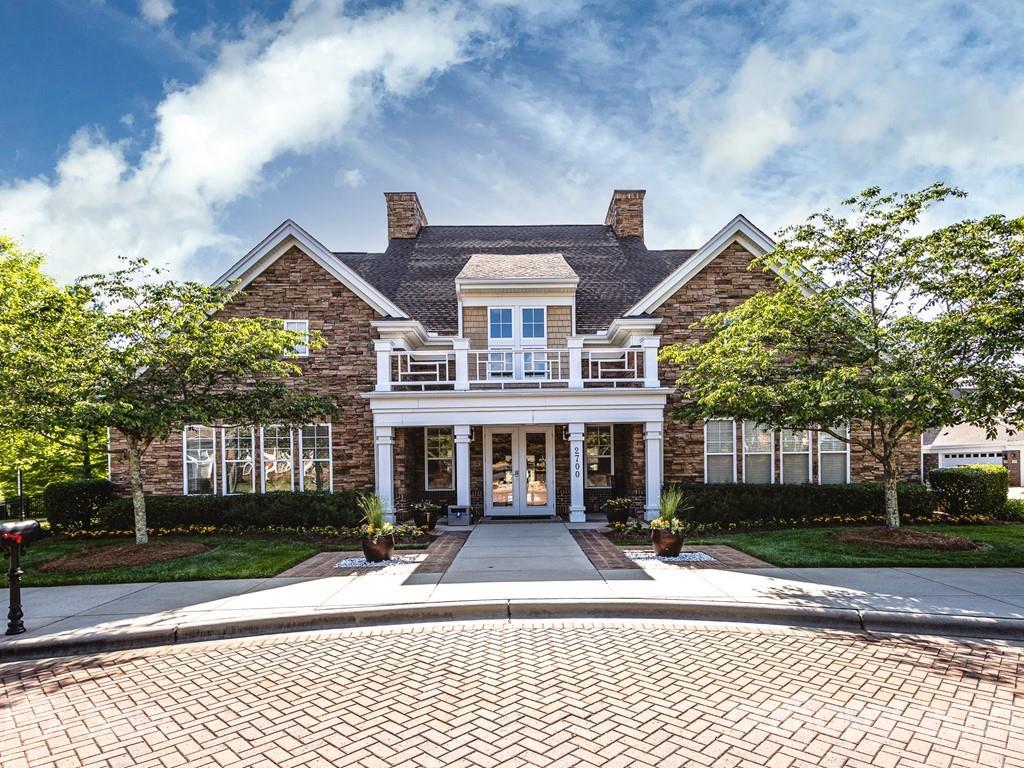 10710 Vicino Court Matthews NC 28105