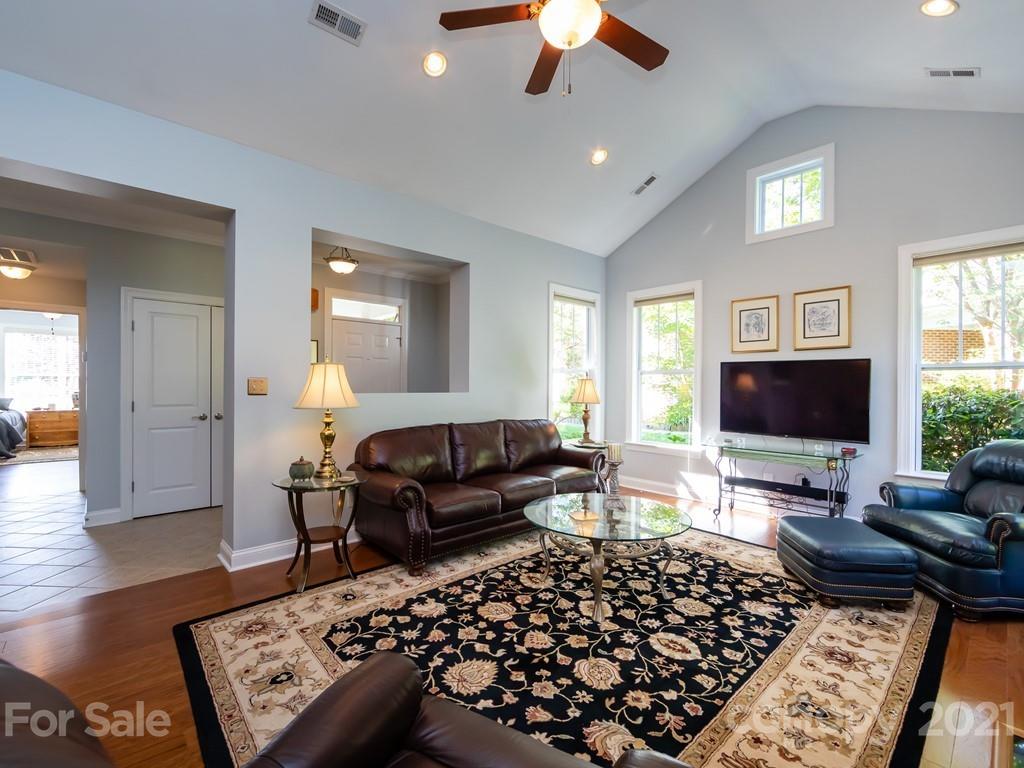10710 Vicino Court Matthews NC 28105
