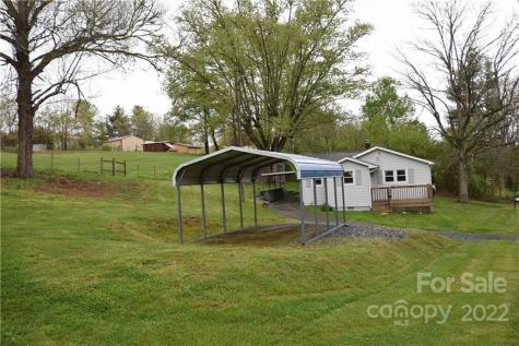 226 Jakes Branch Road Spruce Pine NC 28777