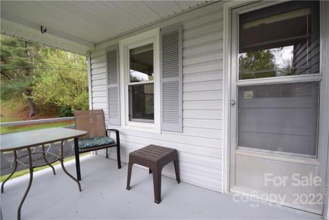 226 Jakes Branch Road Spruce Pine NC 28777