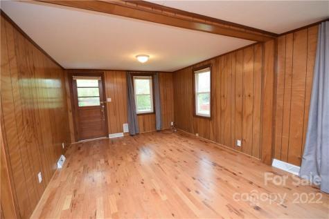 226 Jakes Branch Road Spruce Pine NC 28777