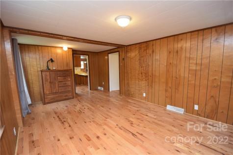 226 Jakes Branch Road Spruce Pine NC 28777