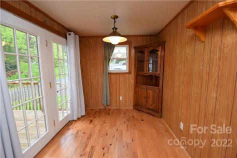 226 Jakes Branch Road Spruce Pine NC 28777