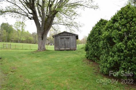 226 Jakes Branch Road Spruce Pine NC 28777