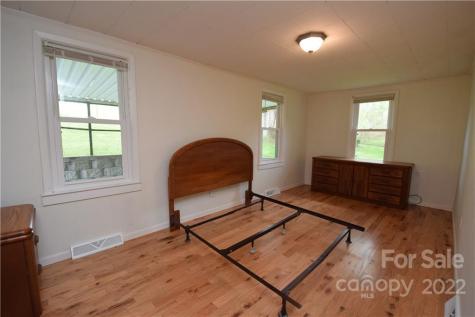 226 Jakes Branch Road Spruce Pine NC 28777