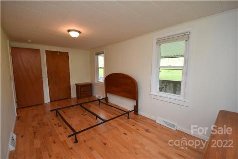 226 Jakes Branch Road Spruce Pine NC 28777
