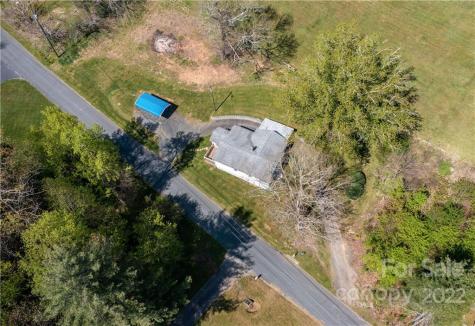 226 Jakes Branch Road Spruce Pine NC 28777