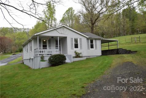 226 Jakes Branch Road Spruce Pine NC 28777