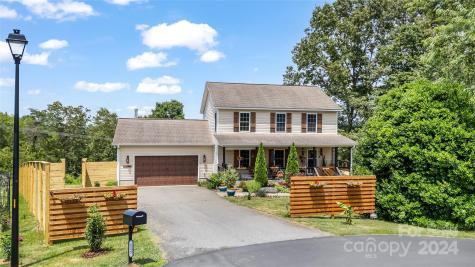 115 Knollway Court Asheville NC 28806