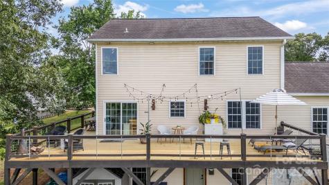 115 Knollway Court Asheville NC 28806