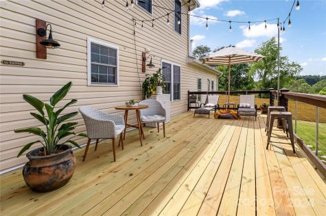 115 Knollway Court Asheville NC 28806