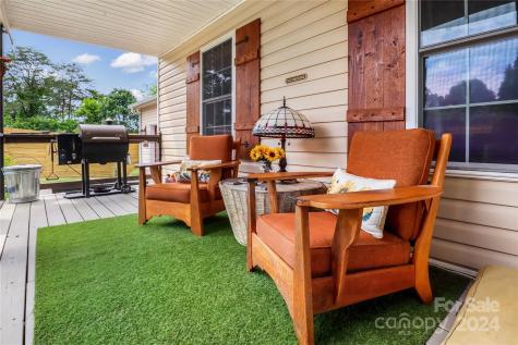 115 Knollway Court Asheville NC 28806