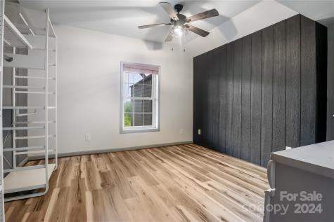 115 Knollway Court Asheville NC 28806