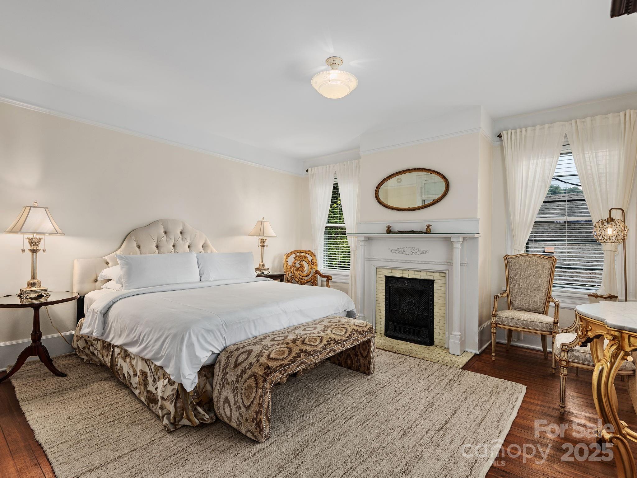 176 E Chestnut Street Asheville NC 28801