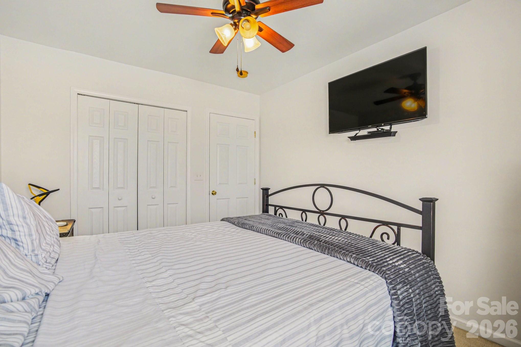 3915 Glenlea Commons Drive Charlotte NC 28216