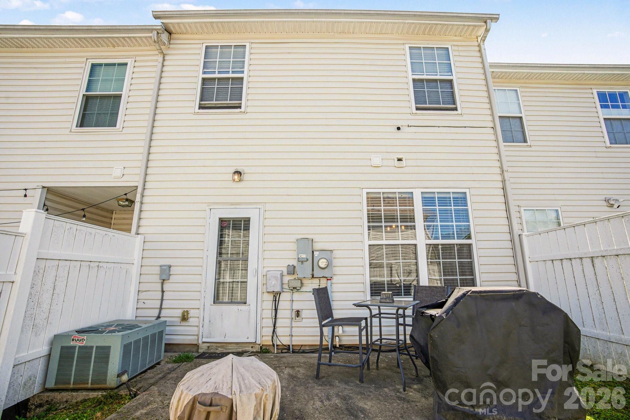 3915 Glenlea Commons Drive Charlotte NC 28216