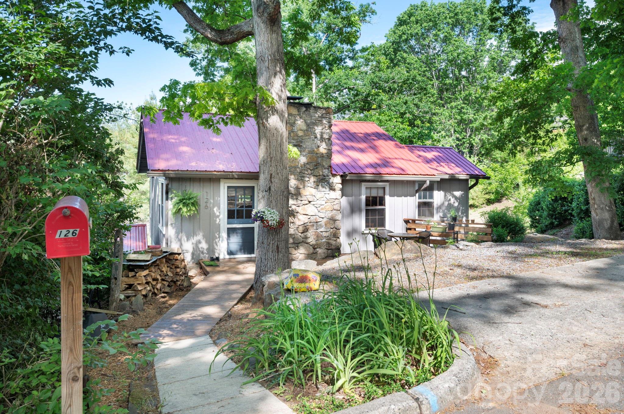 126 Maney Avenue Asheville NC 28804