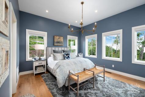 17 Elk Trail Asheville NC 28804