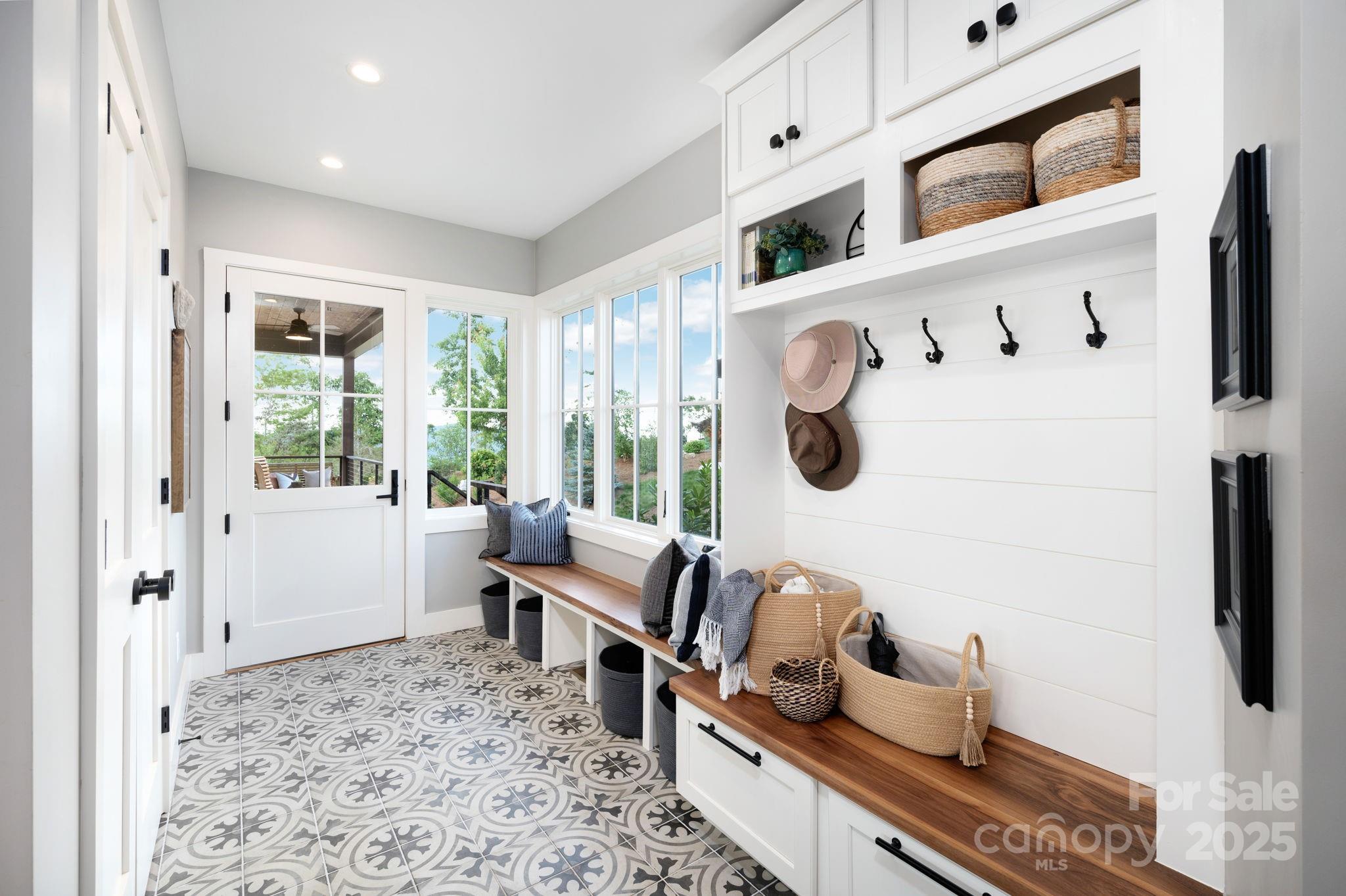 17 Elk Trail Asheville NC 28804