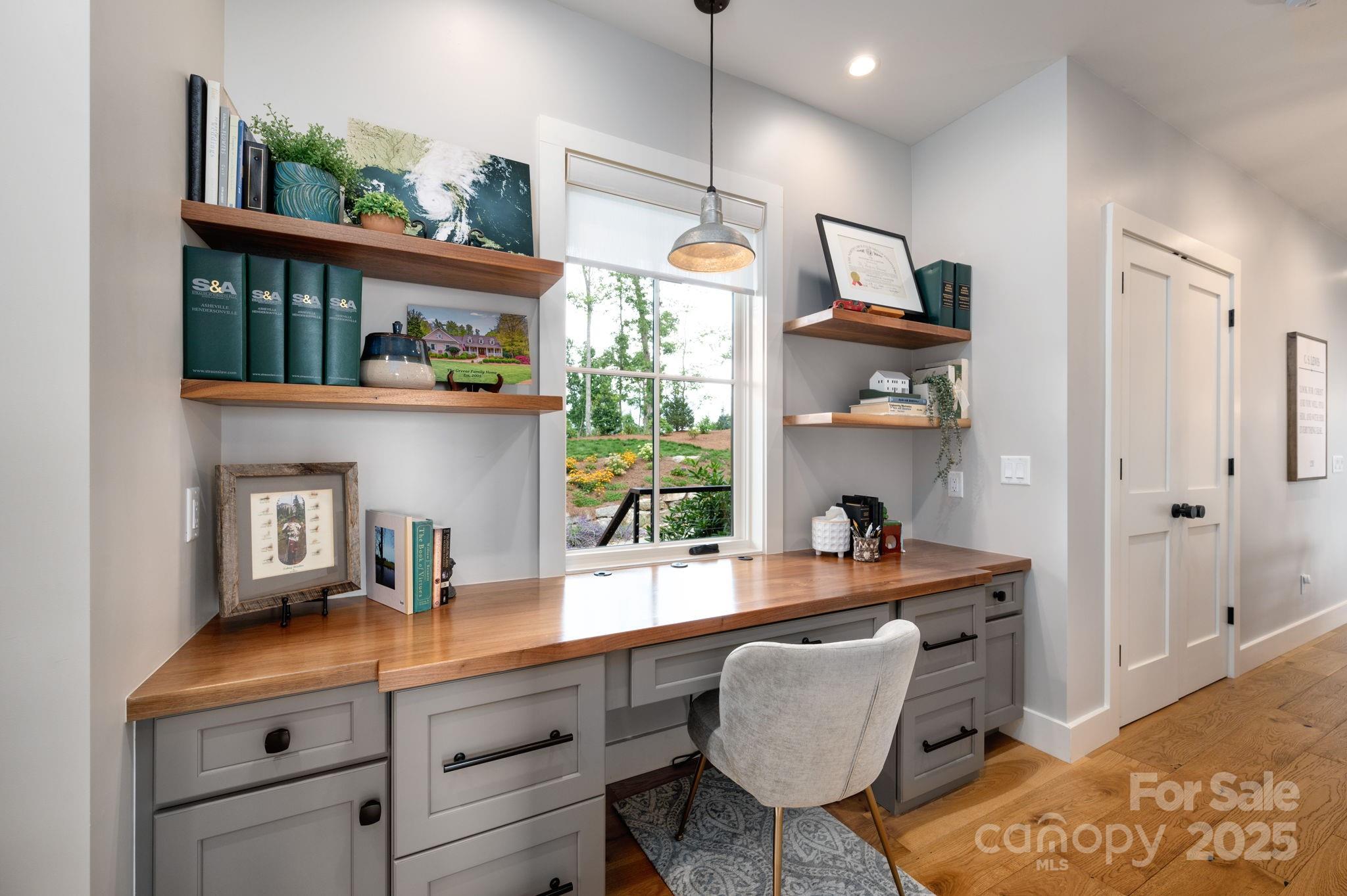 17 Elk Trail Asheville NC 28804