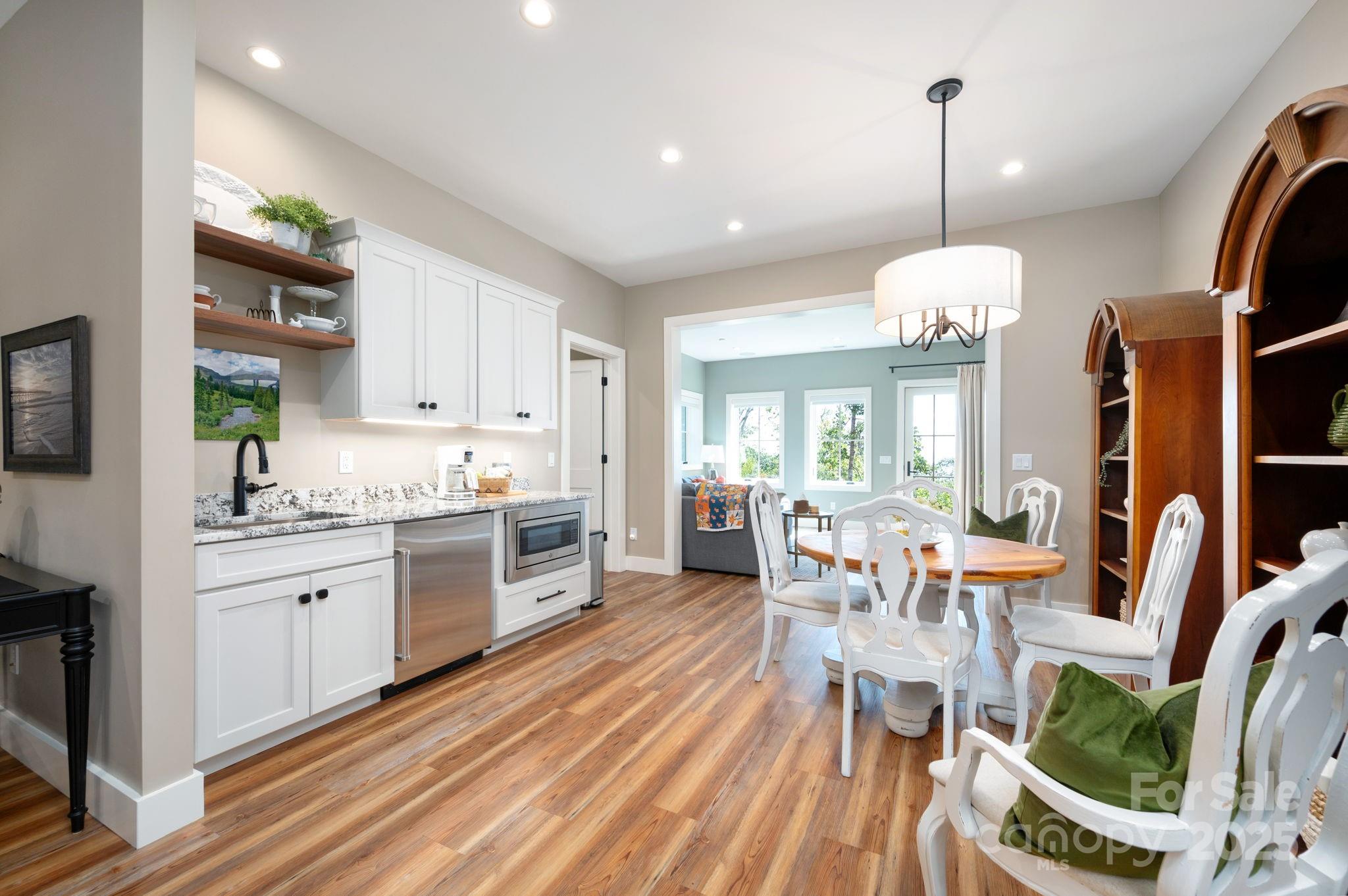 17 Elk Trail Asheville NC 28804