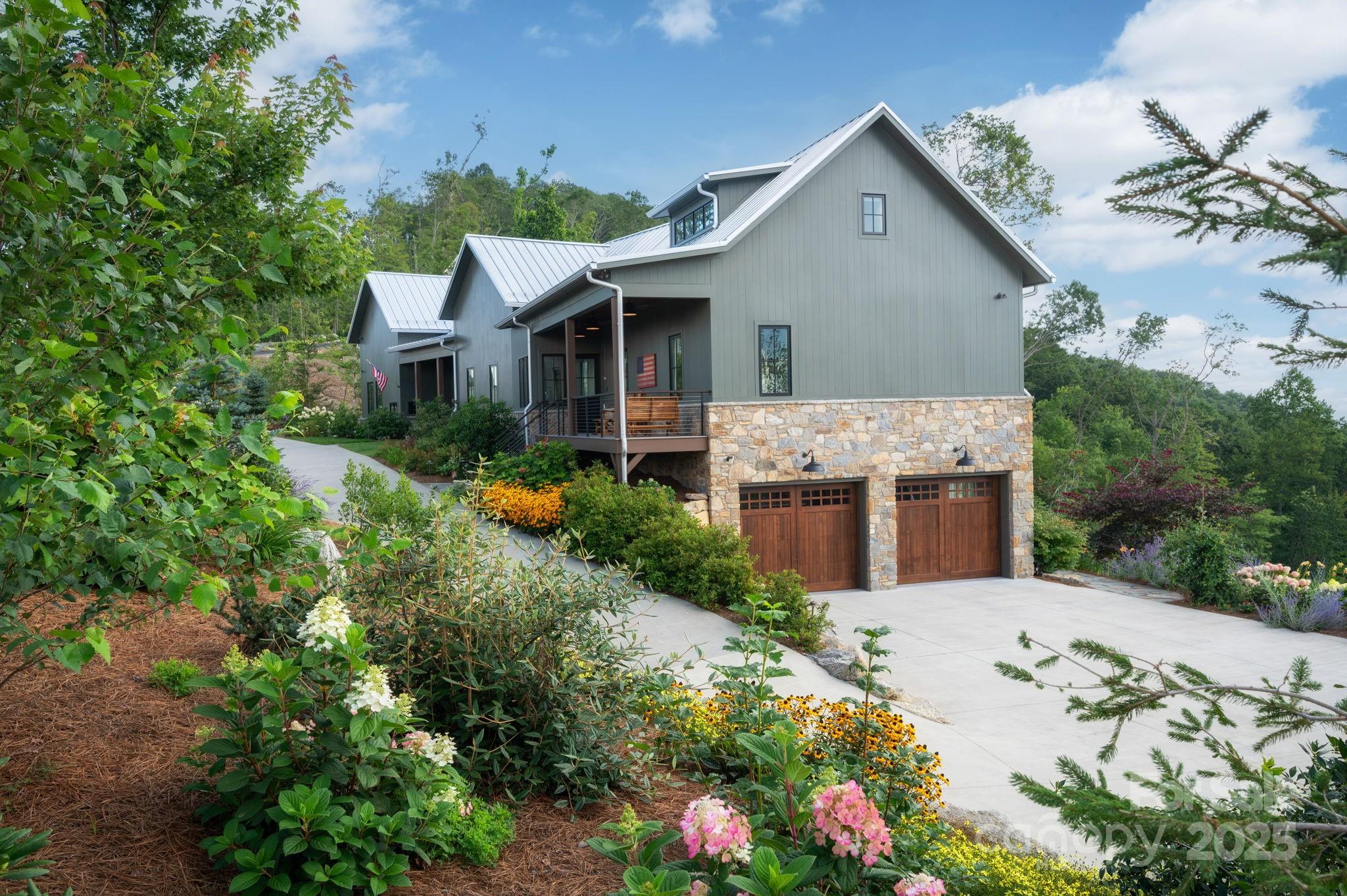 17 Elk Trail Asheville NC 28804